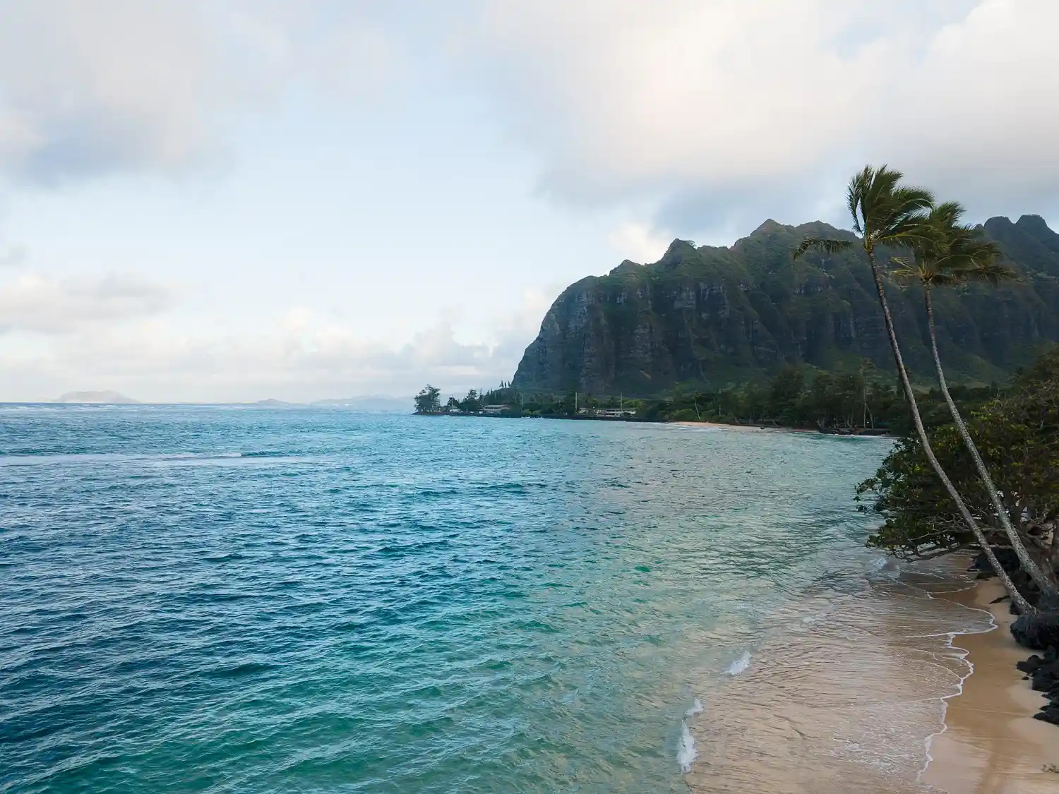 How many islands does hawaii have